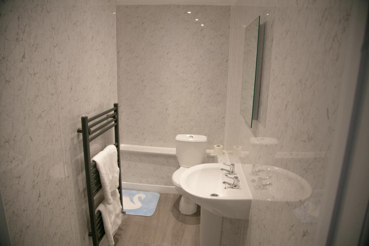 The Swan Hotel เชพตันมัลเล็ต ภายนอก รูปภาพ